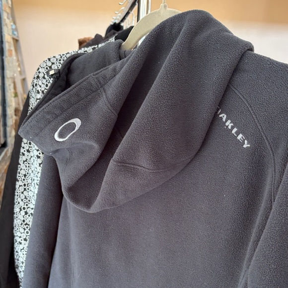 Oakley mens Dark Gray Hooded Full-Zip Fleece Jacket - Picture 6 of 6